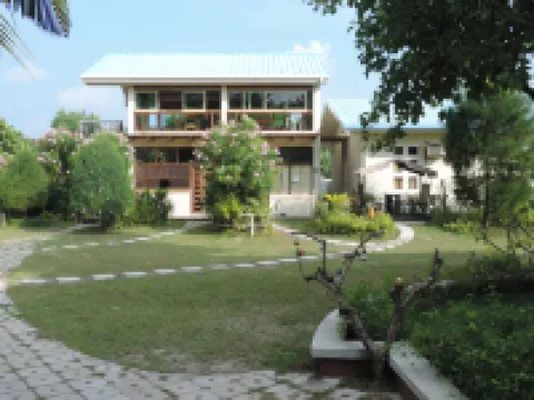 Nazaki Luxury Beach Hotel Hotels in Gan