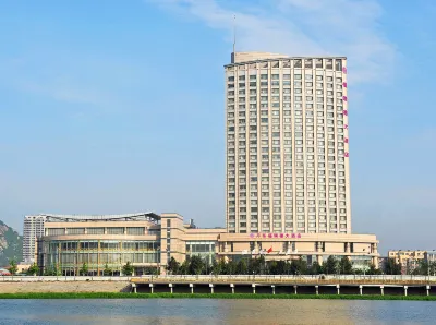 Friend Plaza Hotel Hotel in zona Dandong Passenger Traffic General Station Maokui Mountain Branch