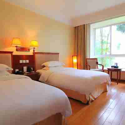 Dream Hot Spring Hotel Rooms