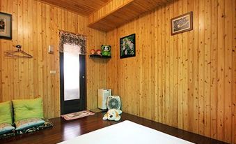 Swiss Chalet Bed and Breakfast in the Impression Area Coffee