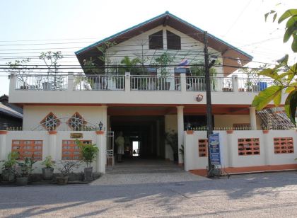 Surada Guesthouse