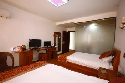 Wanlong Business Hotel Hotels near Juye Station
