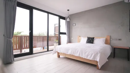 Red House Отели рядом с достопримечательностью «Maobitou Park»