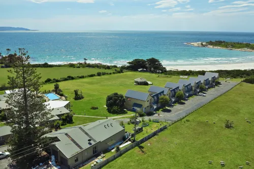Diamond Island Resort, Restaurant & Bar and Penguin Show Hoteles en Bicheno