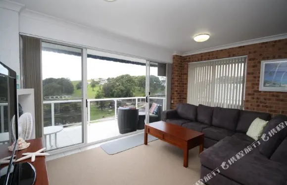 巴瑟斯特海灘和運動場對面度假屋