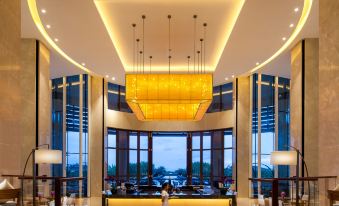 Thousand Cranes Sanya Yazhou Bay int‘l Exchange Centre , Curio Collection by Hilton