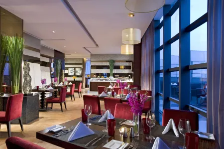 Swissotel Foshan Guangdong Отели рядом со станцией Foshan West Railway Station