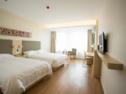 HanTingホテル(鳳城鳳凰山) 鳳城のホテル