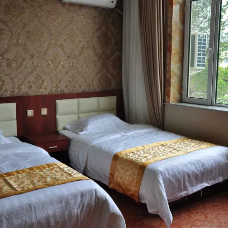 Changbaishan Yazhijia Hotel