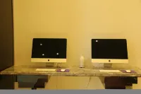 Lavande Hotel (Guiyang Huaguoyuan Songhua Subway Station) Отели в г. Гуйян