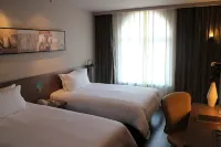 จินเจียง อินน์ ผินซาง ซีหนิง อู๋สี เวสต์ โร้ด นิว หัวเหลียน สแควร์