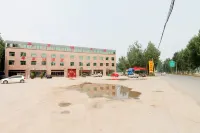 Yanjin Plain Lake Hotel - Parking