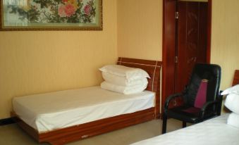 Luochuan Tonghui Hotel