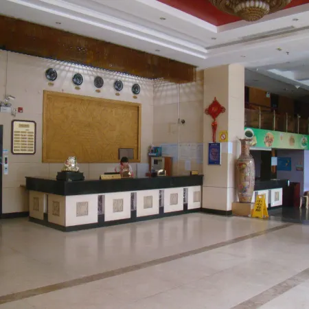 Yueyang Yahuan Grand Hotel