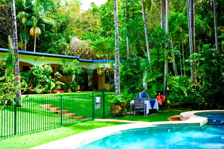 Villa Marine Holiday Apartments Cairns