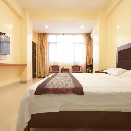 Sunshine Business Hotel (Xianyou Bus Station)