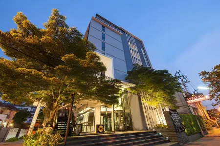 Marigold Sukhumvit Отели рядом с достопримечательностью «Крокодиловая ферма Самутпракан»