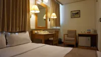 Riverside Hotel Hotels in Kaohsiung