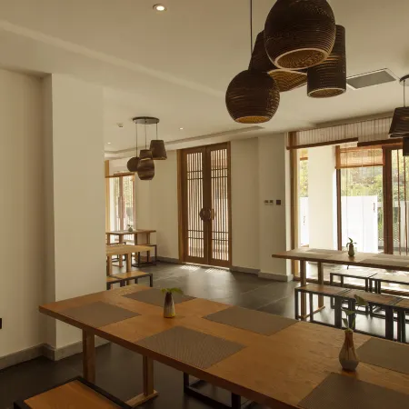 Moshe Yuanshu Hotel