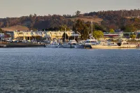 Bayside Hotel