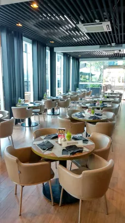 Best Western Premier the Hive