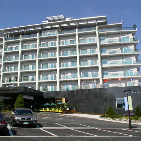 Ritz Plaza Hotel
