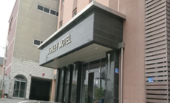 Donghae Hotel East
