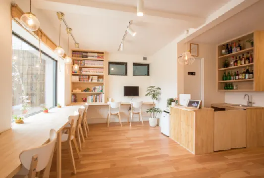 มู่หลาน โฮสเทล โรงแรมใกล้Anryuji Temple