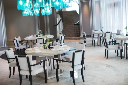 Renaissance Suzhou Taihu Lake Hotel Отели рядом с достопримечательностью «Zhili Ancient Village»