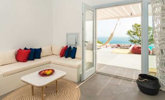 Santorini Heights