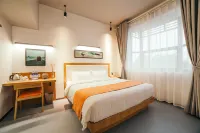 Youmihaoyoung Hotel (Wulingge Pedestrian Street) Hotel in zona Changde Shiqiang Park