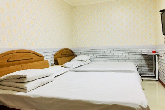 长春灰太狼时尚旅馆