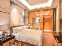 珠海龙珠达国际酒店 - 高级大床房