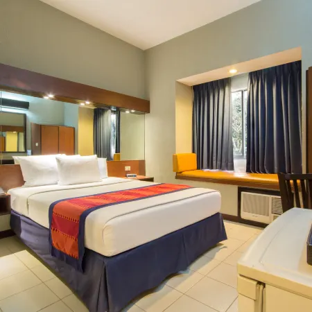 Microtel by Wyndham Eagle Ridge