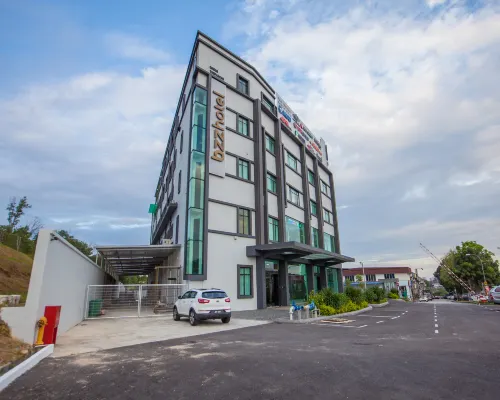 Bzz Hotel Skudai Hotel di Sekudai