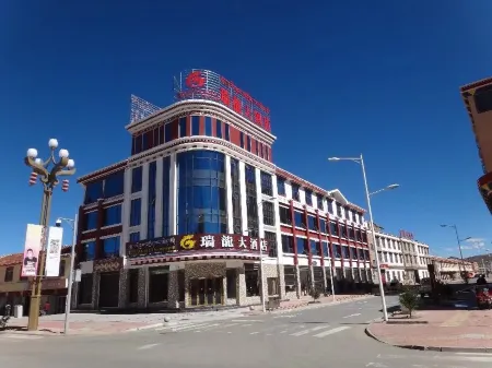 ruilong Hotel Отели рядом с достопримечательностью «Ruixiang Tower»