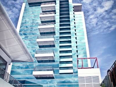 Allure Hotel & Suites
