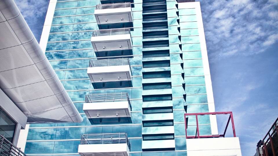 Allure Hotel & Suites