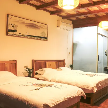 Congcong Nanian Memories Inn