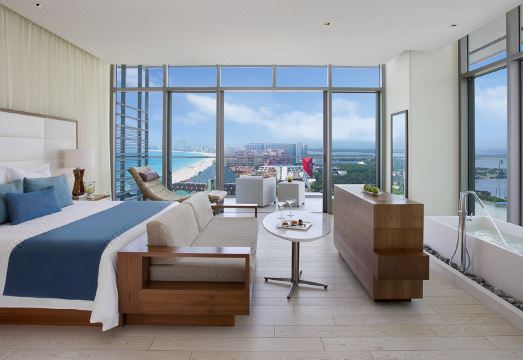 시크릿 더 바인 칸쿤 해변과 수영장 이미지