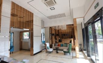 City Comfort Inn (Nanchang Xinjian Wuyue Plaza Branch)