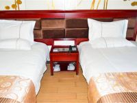 温馨99商务酒店(南昌红谷滩店) - 精选双床房