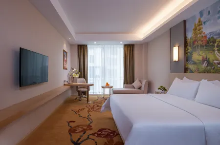 Vienna International Hotel (Xinxing new city square)