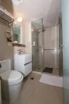 Jinjiang Inn Select Hotel (Chifeng South Railway Station Shier Zhong) - 2-Star
