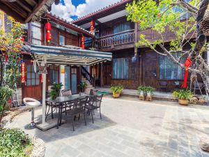 Lijiang Blue Stone Inn