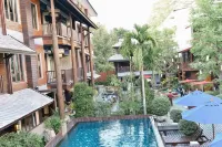 Sunny V Hotel Hotels in Charoenmueng