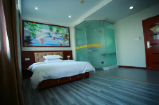 Zhongfu Riverview Hotel