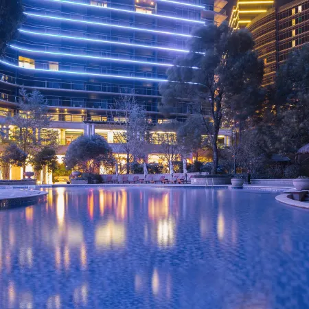 1000 Island Lake Greentown Resort Hotel