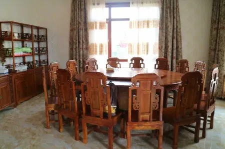 Wu Xie scenic area grenn house  in east dock