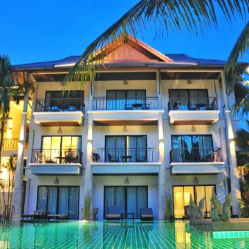 Navatara Phuket Resort Отели рядом с достопримечательностью «Мыс Промхтеп»